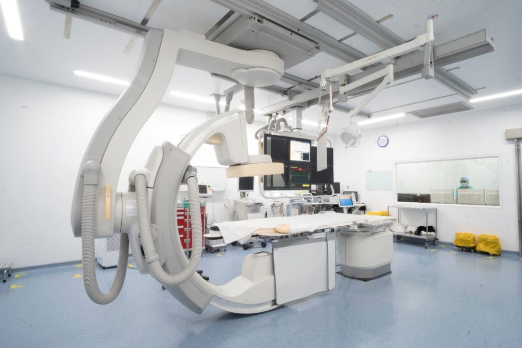 Bệnh viện FV trang bị phòng Cathlab với hệ thống máy móc tối tân 