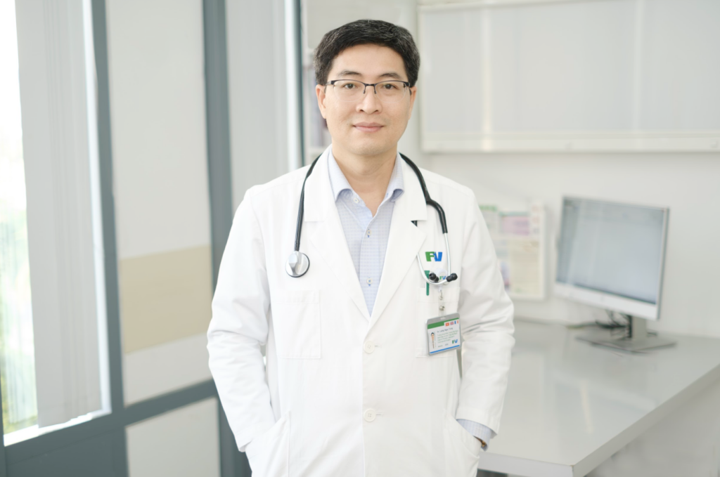 ThS. BS. Lương Ngọc Trung, Trưởng khoa Phẫu thuật mạch máu và lồng ngực, Bệnh viện FV