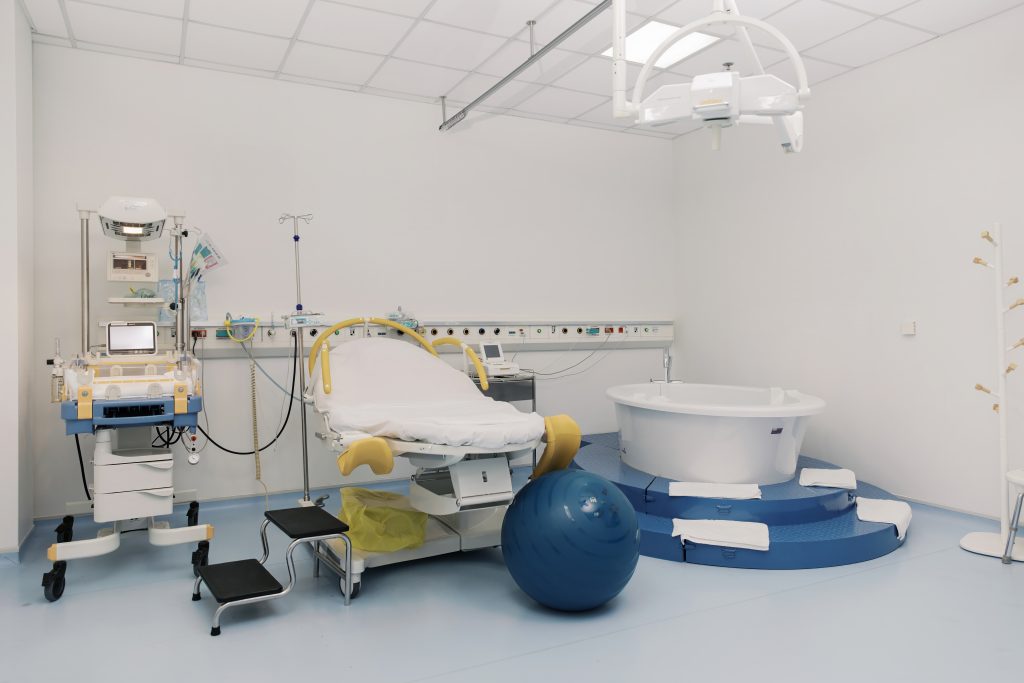 The birthing room at FV Hospital for expectant mothers choosing water labour