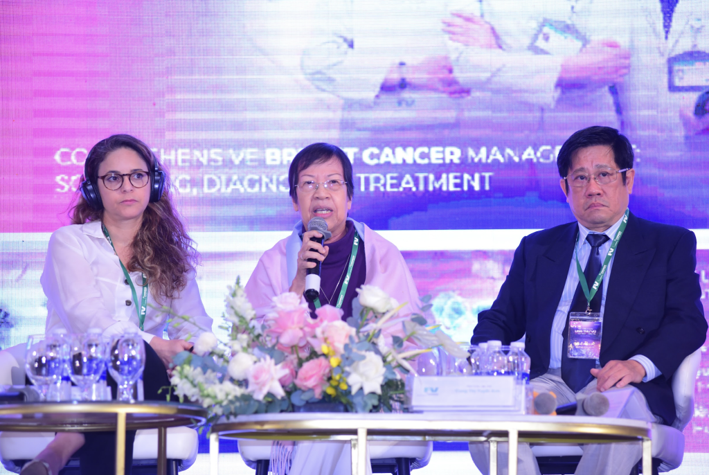 Assoc. Prof, Cung Thi Tuyet Anh, MD, PhD, served as chairperson of the symposium