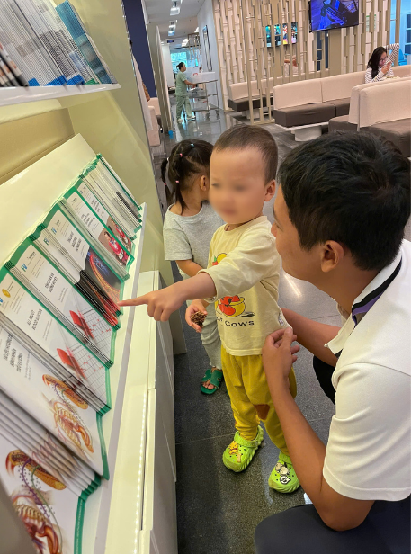 Các lần tái khám gần đây cho thấy thị lực của bé T.L ổn định