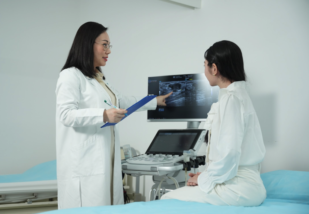 Breast cancer consultation with Dr Phung Ngoc Thu.