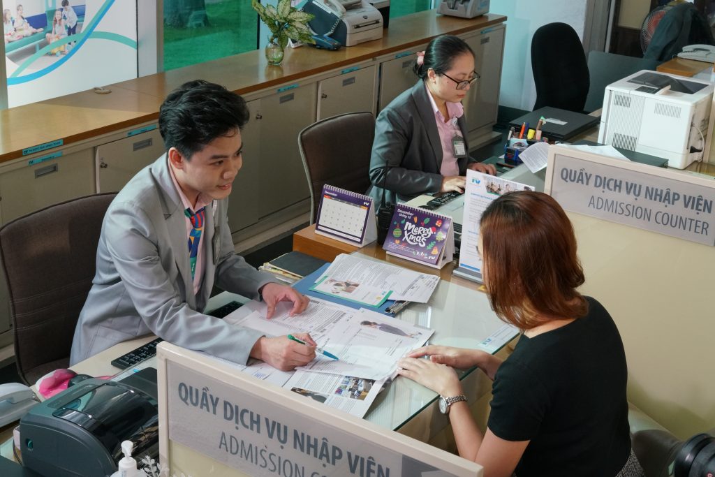 Thủ tục hưởng BHYT tại Bệnh viện FV nhanh gọn.